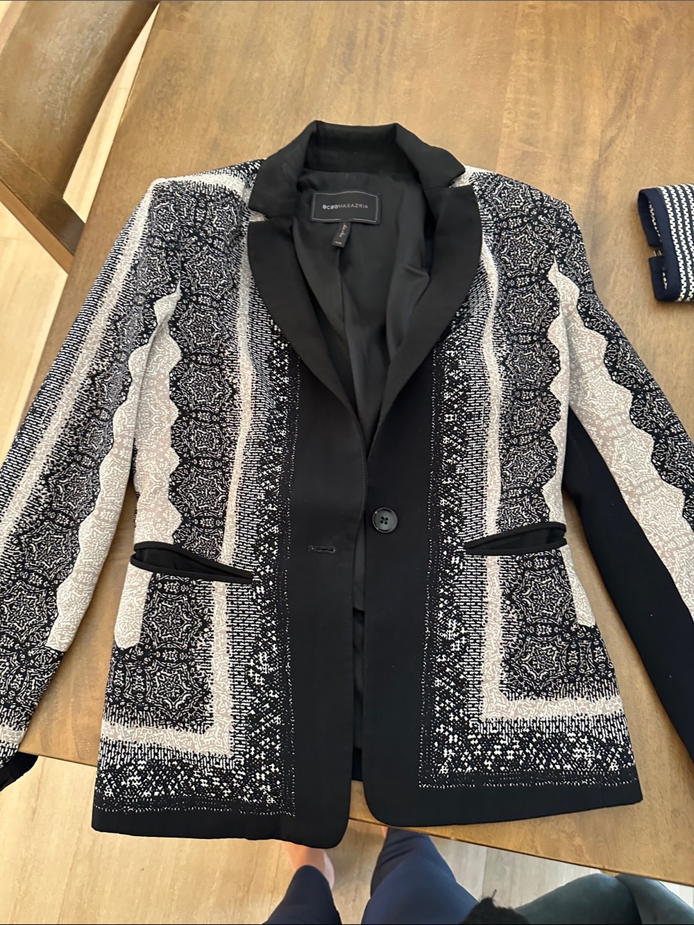 BCBGMaxAzria Black and Ivory Patterned Knit Blazer
